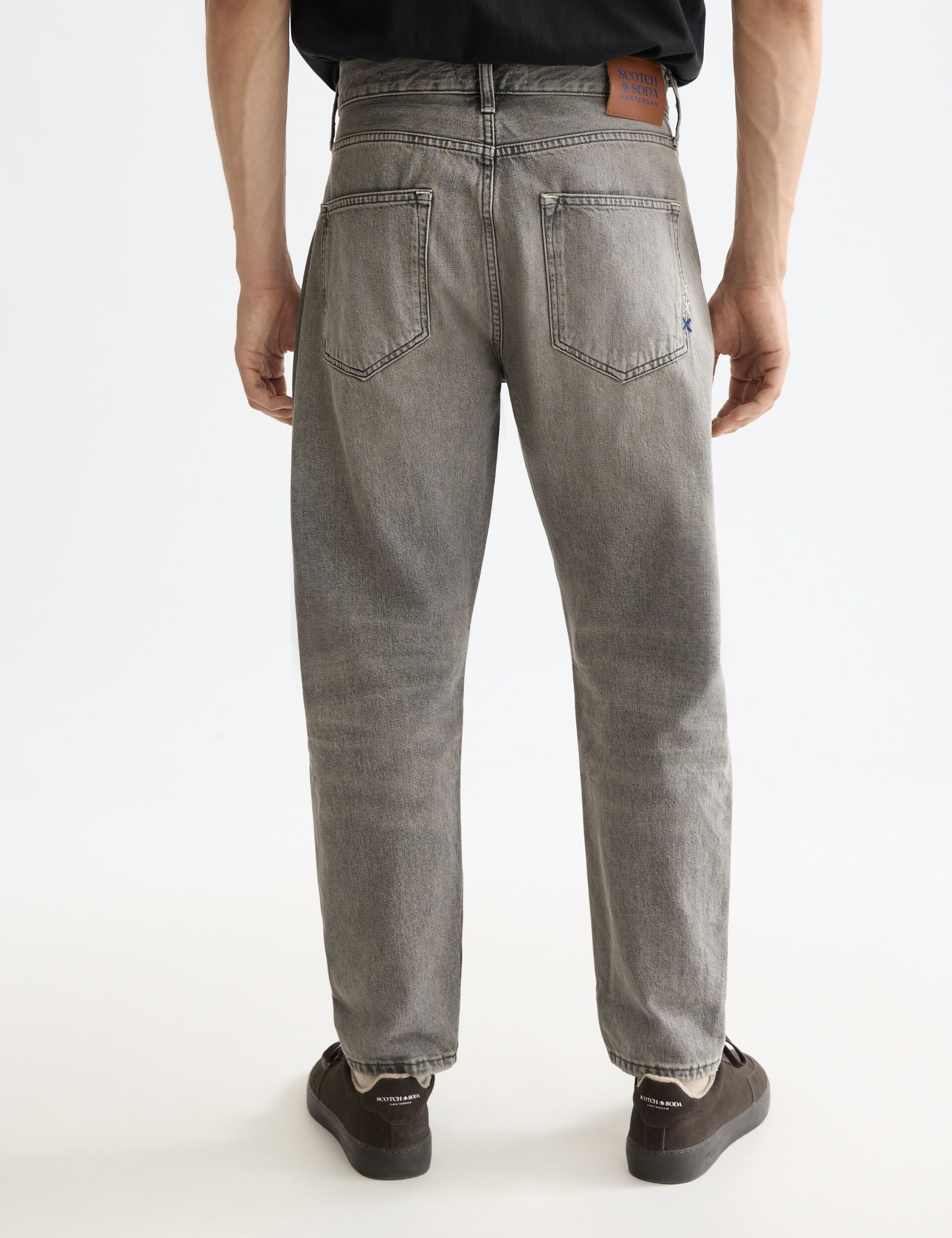 CORE Dean loose tapered jeans — Grey Road - Image 3