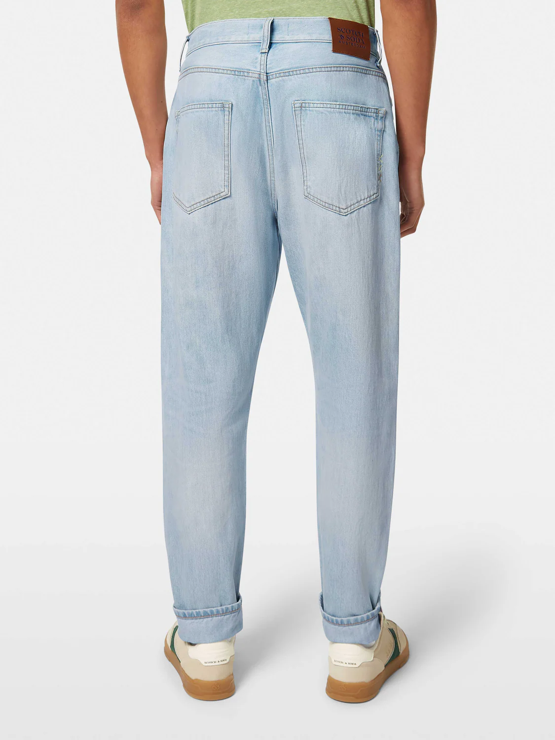 Dean Loose Tapered Jeans | Level Up - Image 3