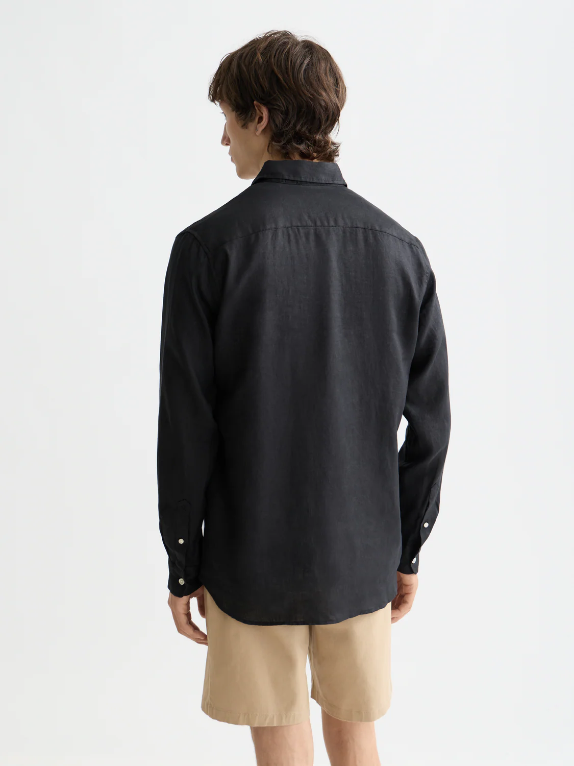 Essentials — Linen Long Sleeve Button-Down Shirt - Image 4