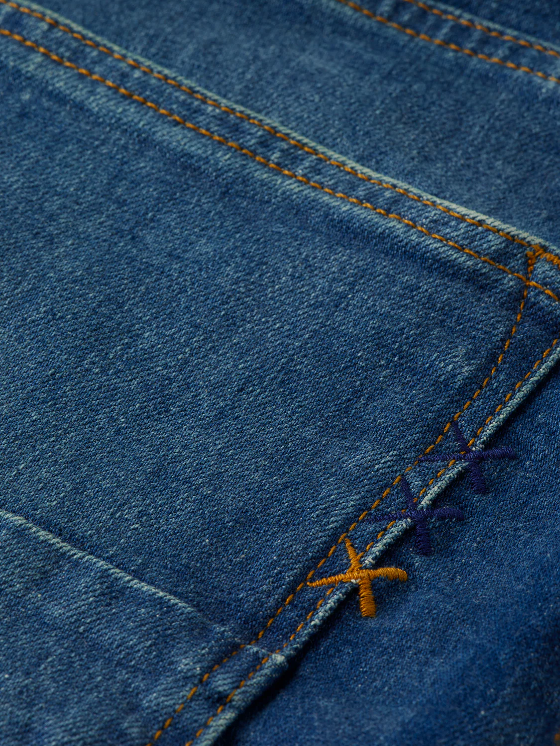 Essentials — Skim Skinny Jeans | Classic Blue - Image 3