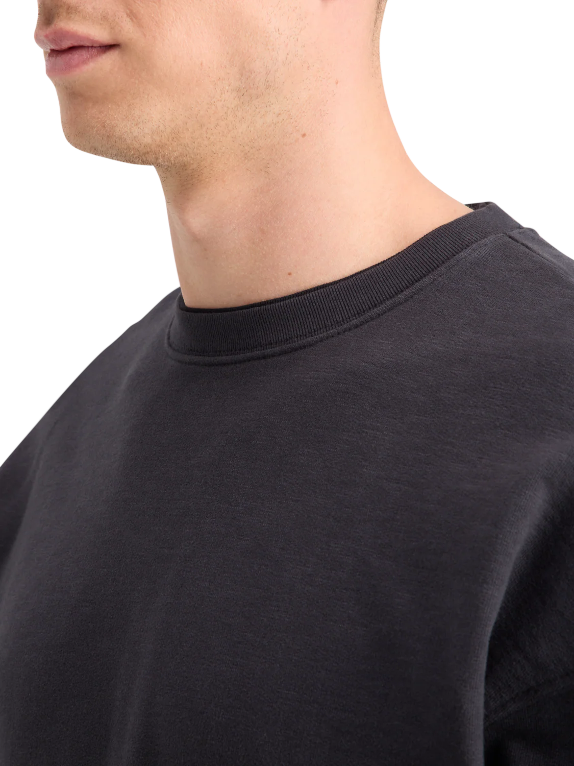 Essentials — Sweatshirt - Image 4