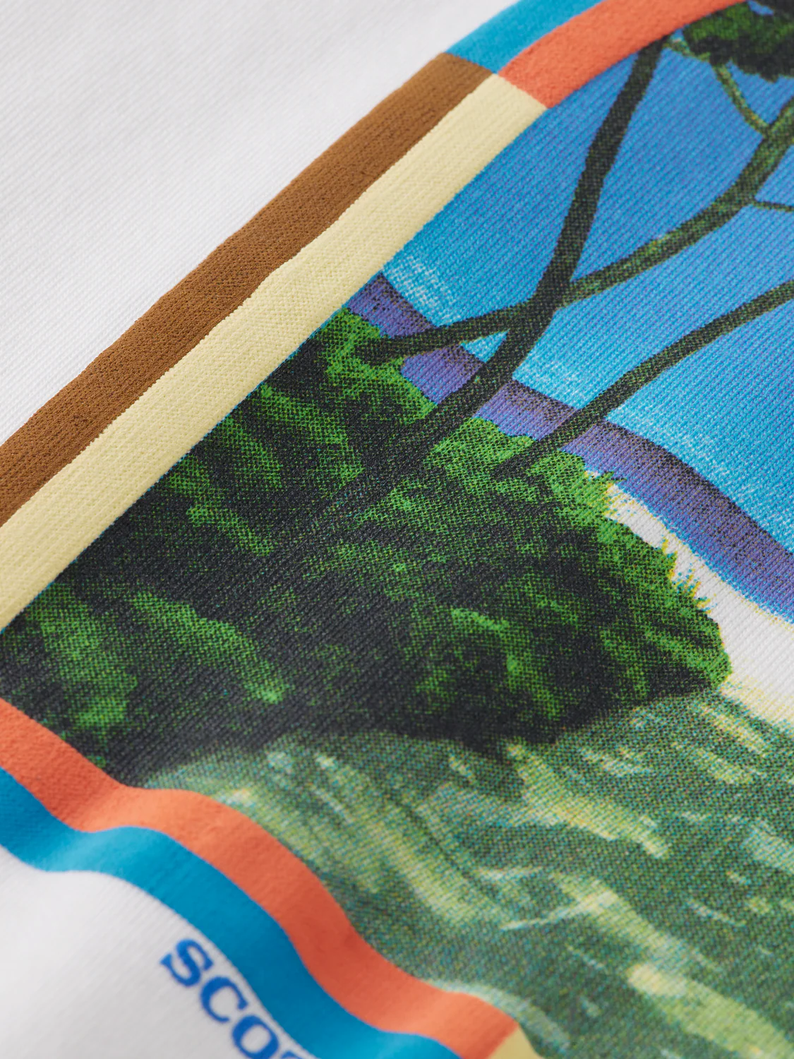 Loose Fit Printed Artwork T-Shirt - Image 7