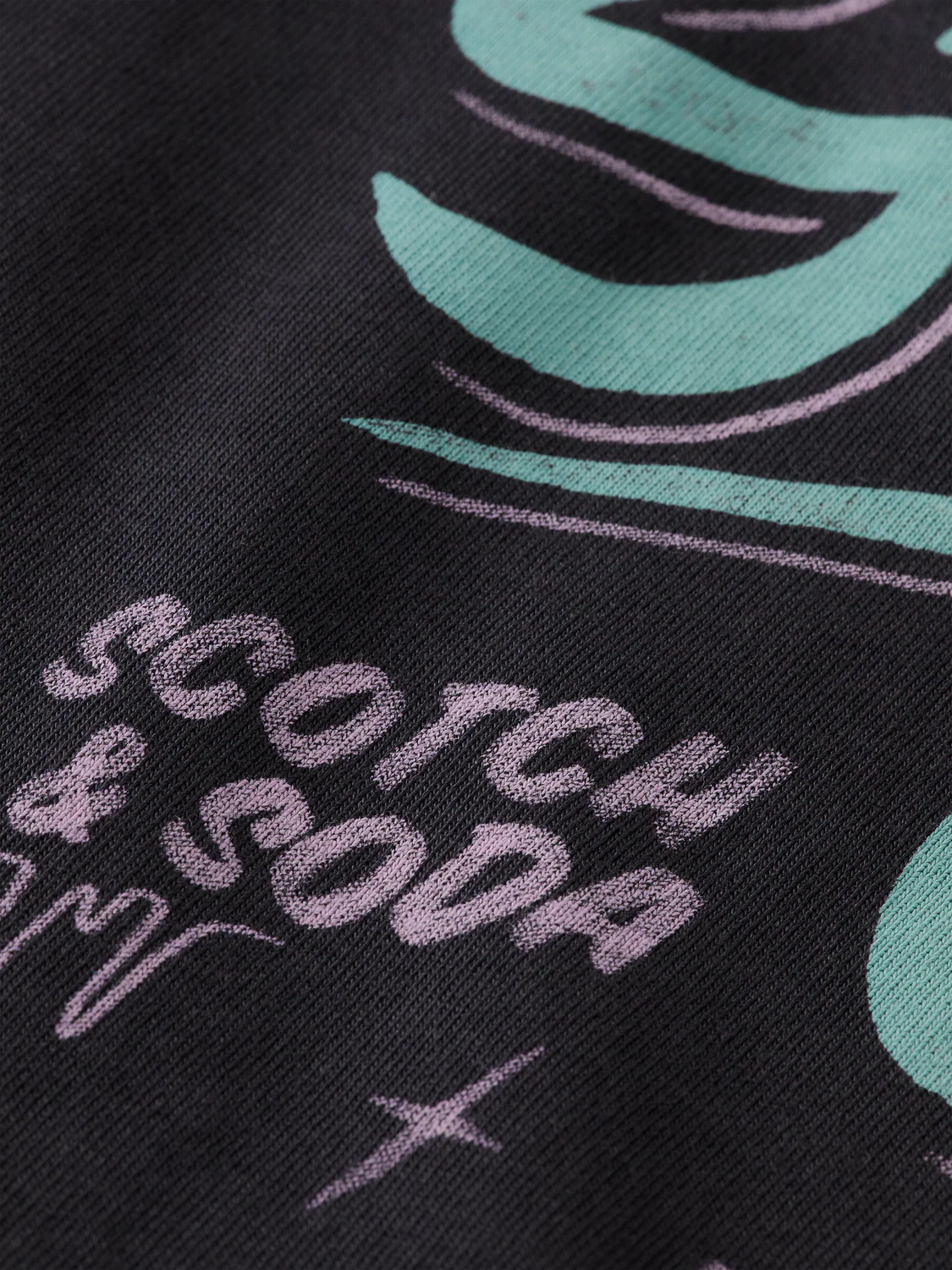 Relaxed-Fit Printed Artwork T-Shirt - Image 7