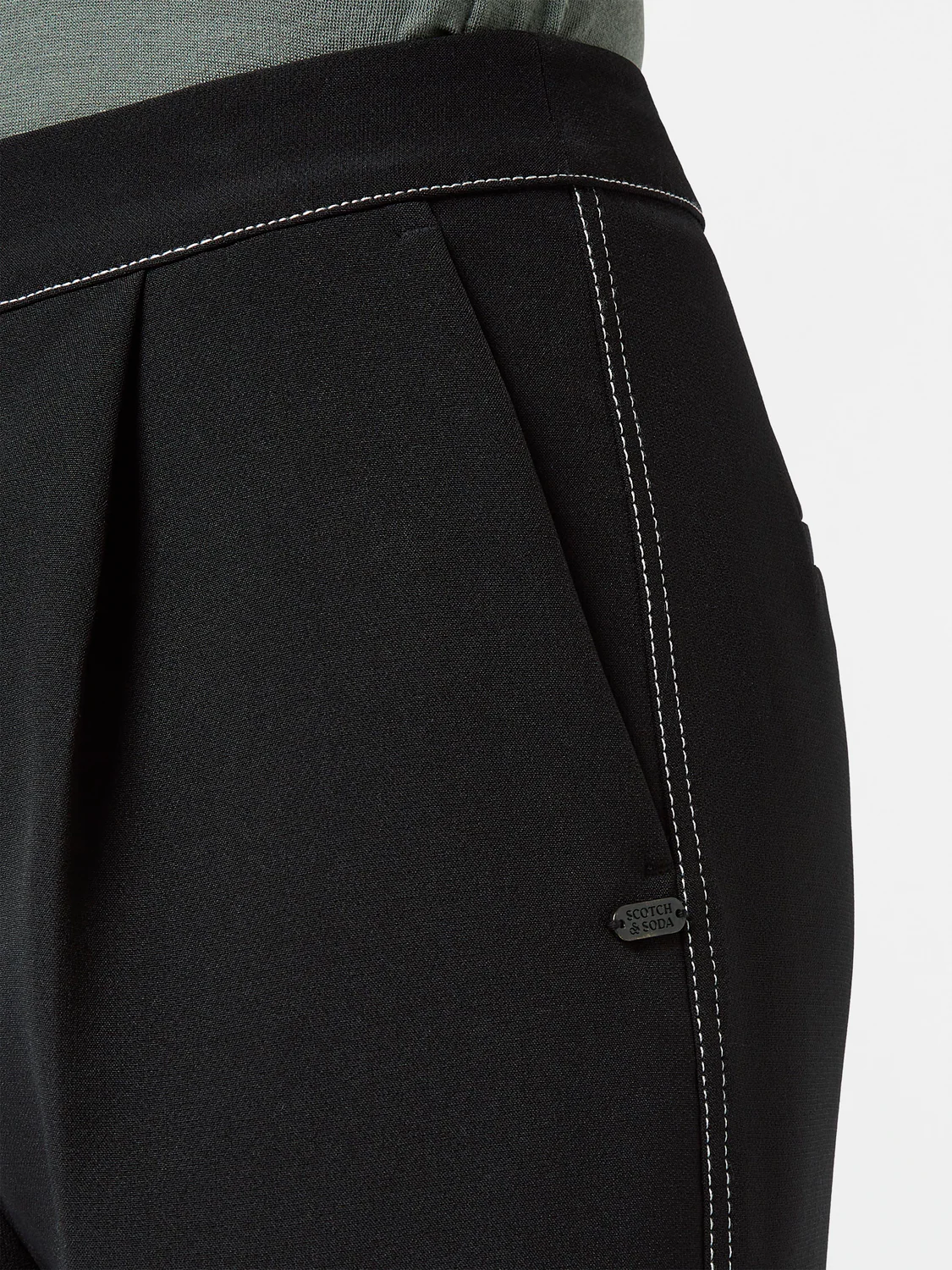 Robyn Relaxed Tapered Leg Pant - Image 5