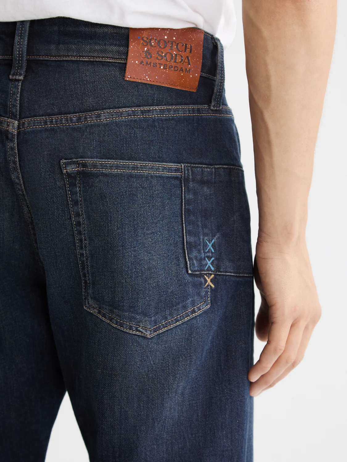 The Zee Straight Jeans — Paint It Blauw - Image 4